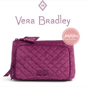 🎀 Vera Bradley Velvet Cosmetic case